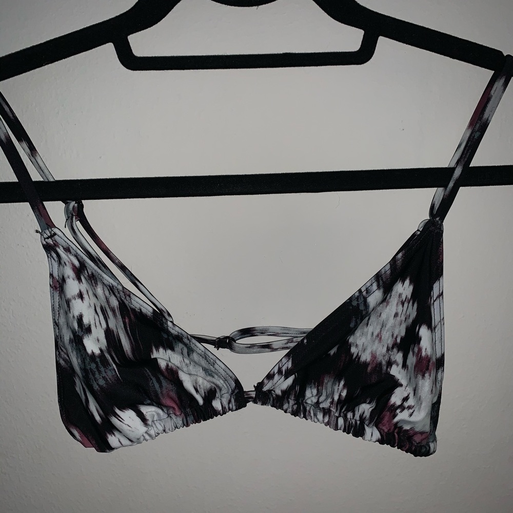 Women’s Billabong Swimsuit Top